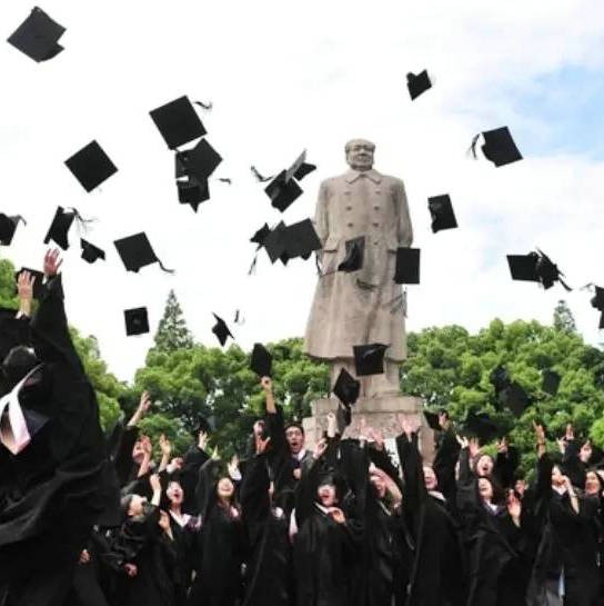 专业学位和学术型学位有何区别？